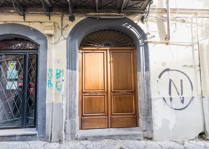 O' Munasterio e Santa Chiara